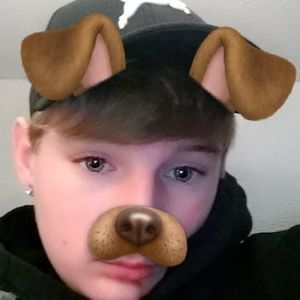 Meet your Posher, Corey